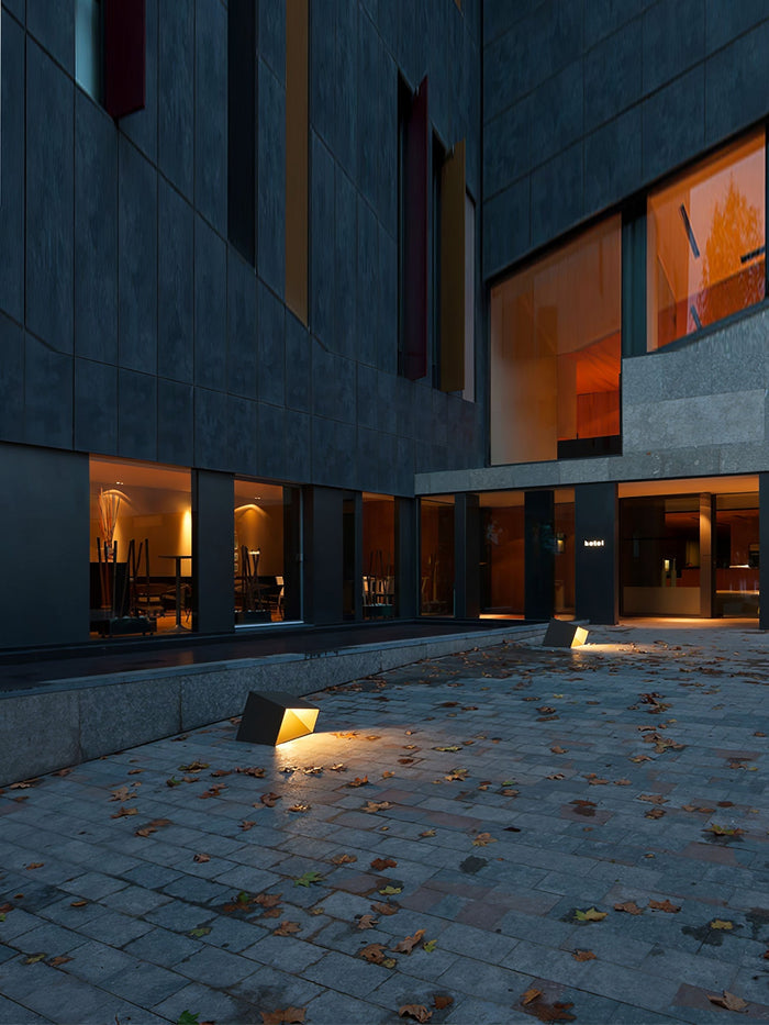 Cube - Solar Garden Lamp