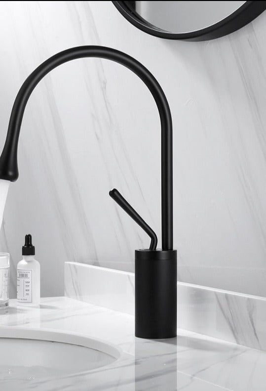 Tropfen Style Basin Faucet Bathroom Swivel Waterfall Faucet