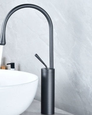 Tropfen Style Basin Faucet Bathroom Swivel Waterfall Faucet