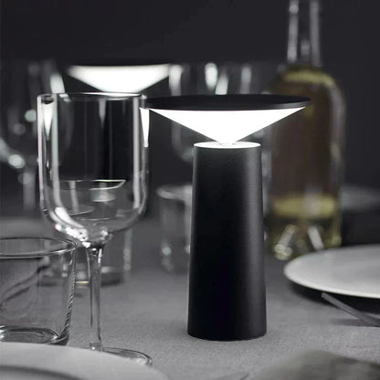 FlexiLight - Adjustable Table Lamp with Modern Design 
